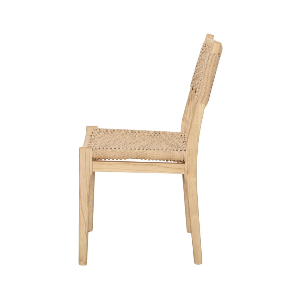 Cadeira em madeira de olmo e corda natural Bonik Cadeira de madeira clara com assento e encosto em corda natural trançada