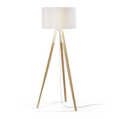 Candeeiro de Pé em Madeira Branco Zagui