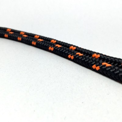 Cordão trançado preto com detalhes laranja