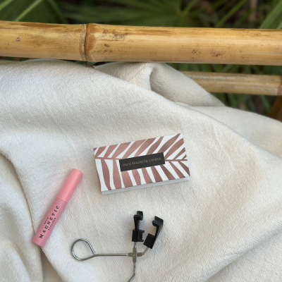 Olhar de Gatinho + Aplicador + Eyeliner