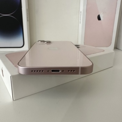 Smartphone Apple iPhone rosa com câmaras duplas e caixas de embalagem