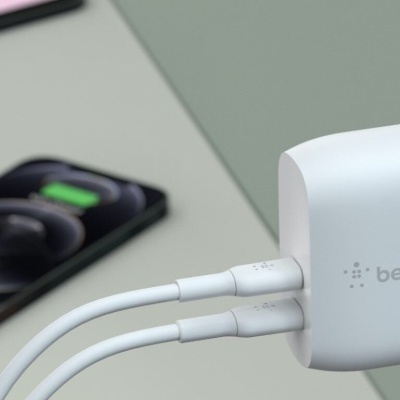 Carregador / Adaptador de corrente Belkin 40W BoostCharge Dual
