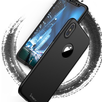 Capas de telemóvel pretas da marca IPAKY com ecrã de telemóvel a exibir imagem urbana