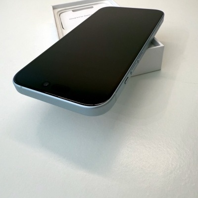 Apple iPhone 15 - Azul (de Ocasião)