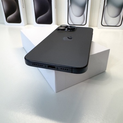 Apple iPhone 15 Pro Max - Titânio azul (de Ocasião)