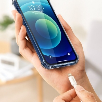 Capa Ugreen 100% Transparente Protective Silicone para iPhone 12 Pro Max