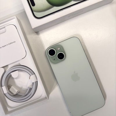 iPhone 15 | 15 Plus