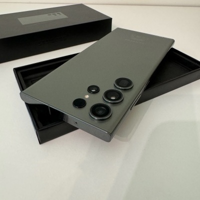 Samsung Galaxy S23 Ultra 12GB/256GB - Green (Seminovo) Samsung Galaxy S23 Ultra 12GB/256GB - Green (Seminovo)