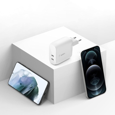 Carregador / Adaptador de corrente Belkin 40W BoostCharge Dual