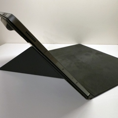 Samsung Galaxy Tab S9 FE+ 12.4” Wi-Fi 128GB - Graphite + S Pen + Samsung Folio (Seminovo) Samsung Galaxy Tab S9 FE+ 12.4” Wi-Fi 128GB - Graphite + S Pen + Samsung Folio (Seminovo)