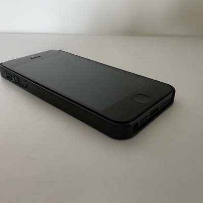 iPhone 5/5S/SE Capa Fina Rígida Mustache