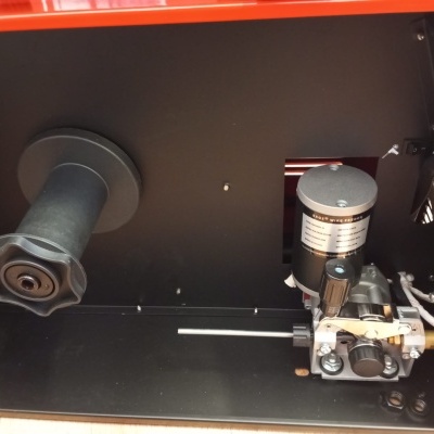 Maquina Semi-automática monofásica RedStar MaxiMIG 230 SYN LCD Multiprocesso