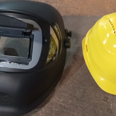 Máscara de Soldadura com Capacete DC1
