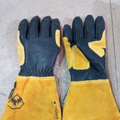 Luva MIG/MAG reforçada TEGERA 2 cores