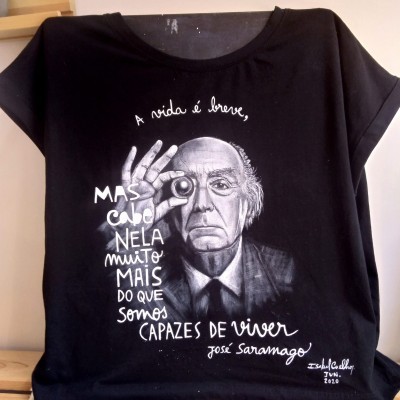 T-SHIRT SARAMAGO