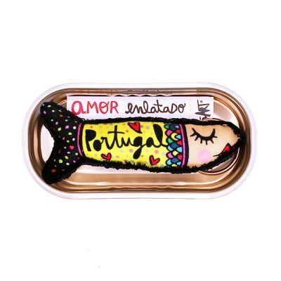 AMOR ENLATADO PORTUGAL