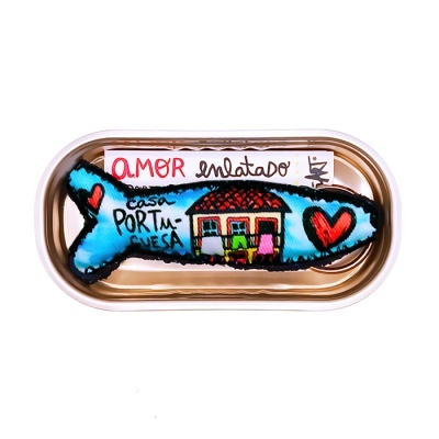 AMOR ENLATADO CASA PORTUGUESA