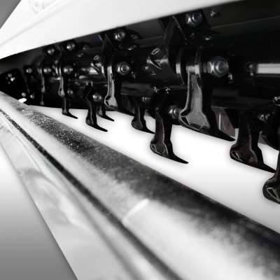 Destroçador de martelos 220 cm, hidráulico com deslocamento lateral