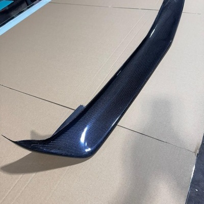 Datsun 1200 Lip Dianteiro em Fibra de Carbono