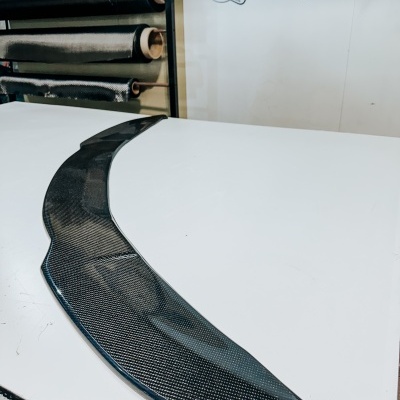 BMW Lip Frontal  E80´s e E46 (CARBONFIBER)