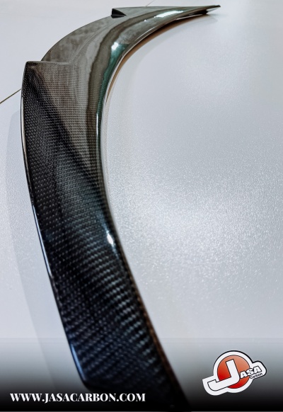 BMW SÉRIE 1 E82 E88 AILERON  LOOK M4 CARBONO