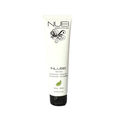 Tubo branco de gel deslizante NUDEI com tampa preta e texto preto e verde