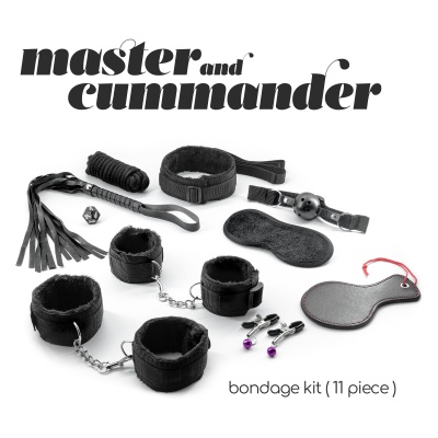 Conjunto bondage preto com 11 peças incluindo algemas, venda, chicote e mordedor.