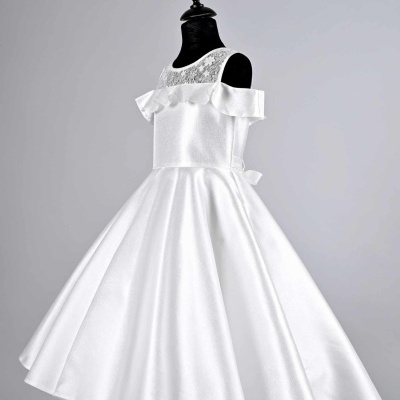 JMCr - 3673 - Vestido de Criança C/ Cauda