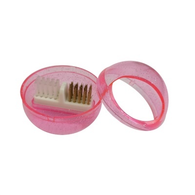 Caixa rosa translúcida com acessório de limpeza interior