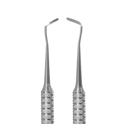 Ferramentas dentárias metálicas com cabo texturizado e ponta curva