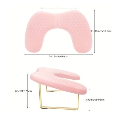 Almofada rosa com suporte metálico dourado e medidas em cm