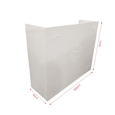 Balção branco de recepção com detalhes em relevo e medidas indicadas.