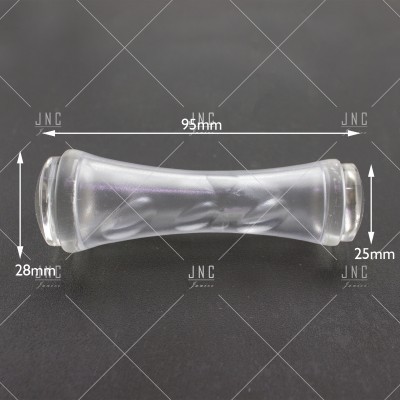 Objeto cilíndrico transparente com medidas em fundo preto