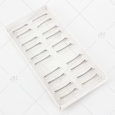 Caixa com 15 pares de pestanas postizas sintéticas pretas