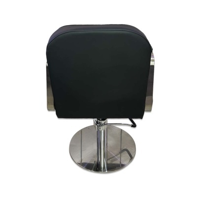 Cadeira de cabeleireiro preta com base metálica redonda