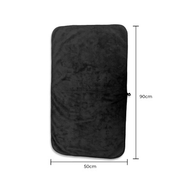 Tapete retangular preto 90x50 cm com textura suave