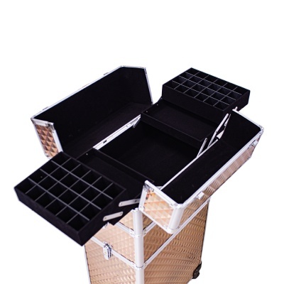 Estojo organizador de alumínio com divisórias pretas acolchoadas aberto