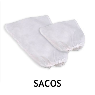 Dois sacos brancos de tecido com elástico numa das extremidades