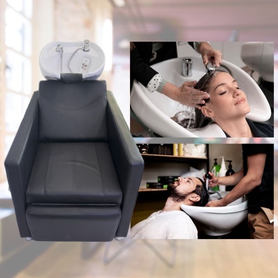 Cadeira de lavagem cabelo preta e pessoas a ser lavadas em salão
