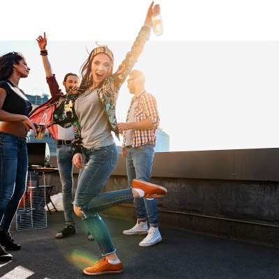 Coluna Amplificada Profissional NEXT MV12, Bluetooth, DSP e com 1100W - Oferta de capa Protectora