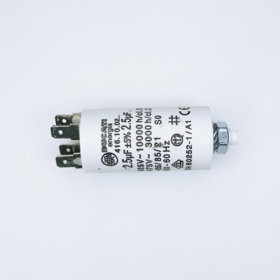 https://www.eletro-rocha.pt/product/condensadores-de-arranque-2-5uf-450vacc-028x55mm-c-terminais-6-3mm-e-parafuso-m8