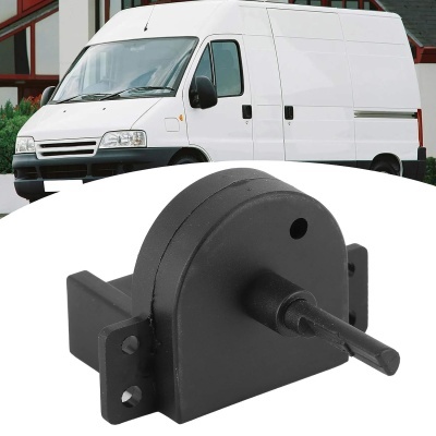 Motor elétrico de limpeza de janela preto em destaque com carrinha branca ao fundo