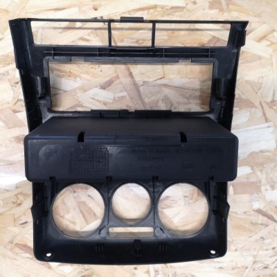 Consola Seat Ibiza 6k2 sem ecrã multifunções