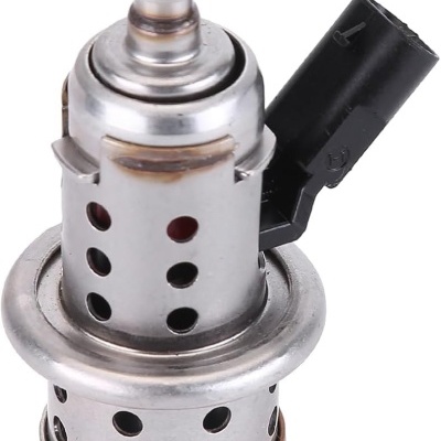 Peça metálica cilíndrica com orifícios e componente plástico preto