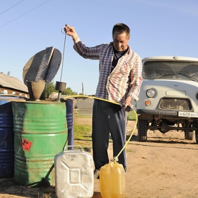 Bomba manual de combustível, bomba de silicone com 2 M mangueiras para gasolina, óleo, água