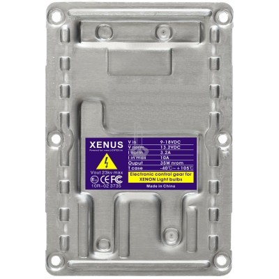 Peça eletrônica de metal com etiqueta técnica azul e amarela