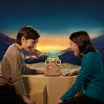 Boneco Animatronic Baby Yoda The Mandalorian Star Wars