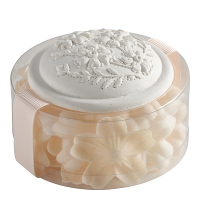 Caixa de Pétalas de Sabonete Brancas e Nude
