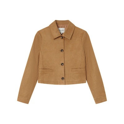 Casaco castanho claro curto com botões e gola