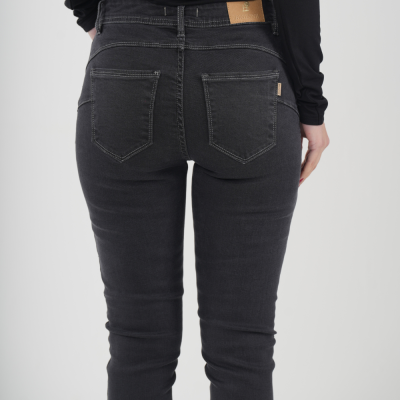 adelina jeans